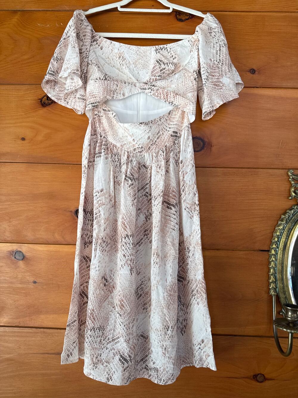 NWOT L’AGENCE Python Snake Skin Print Cut Out Front Silk Dress White Tan Size XS